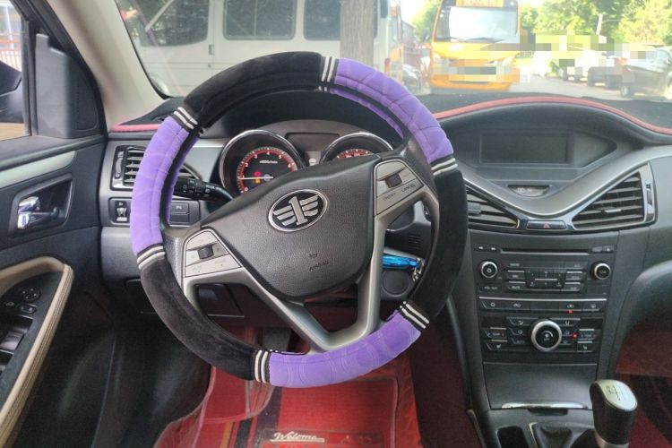 Used Bestune B70 2016 2.0L manual luxury edition Steering Wheel