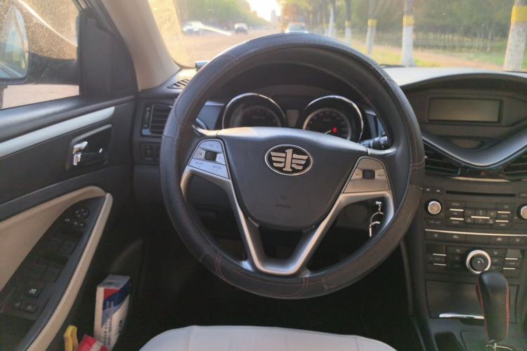 Used Bestune B70 2016 2.0L Automatic 10th Anniversary Edition Steering Wheel