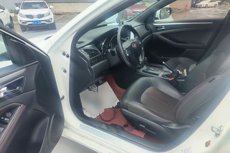 Used Bestune B70 2016 1.8T Automatic Sport Prestige Edition Driver Seat