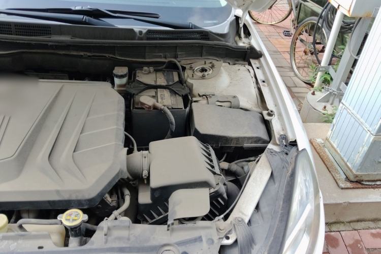 Used Bestune B70 2016 2.0L Automatic Luxury Model Engine Bay Left