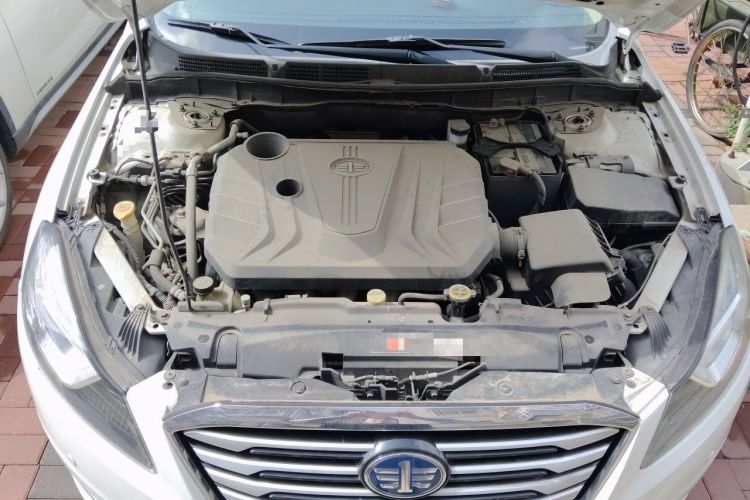 Used Bestune B70 2016 2.0L Automatic Luxury Model Engine Bay