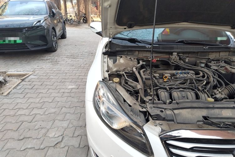 Used Bestune B70 2016 2.0L Manual 10th Anniversary Edition Engine Bay Right