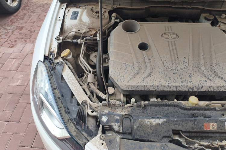 Used Bestune B70 2016 2.0L Automatic Luxury Model Engine Bay Right