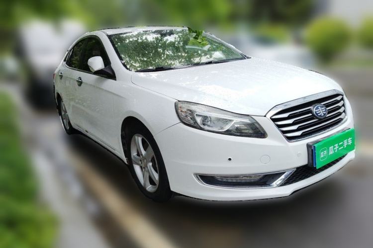 Used Bestune B70 2016 2.0L manual luxury edition Front Right 45 Deg