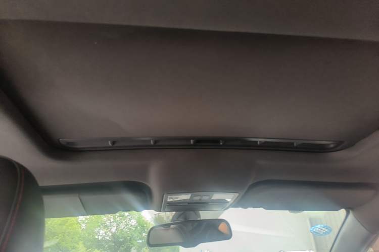 Used Bestune B70 2016 1.8T Automatic Sport Prestige Edition Headliner