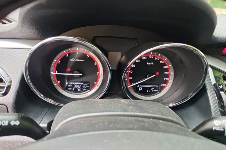 Used Bestune B70 2016 2.0L Automatic Premium Edition Instrument Cluster