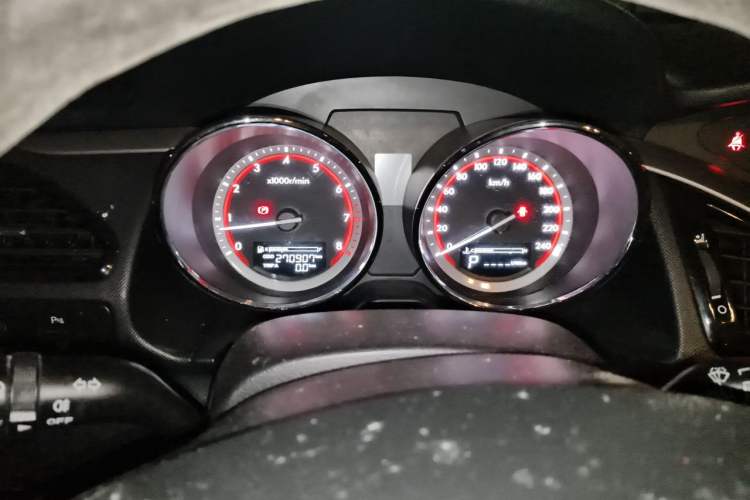 Used Bestune B70 2016 2.0L automatic Comfort trim level Instrument Cluster