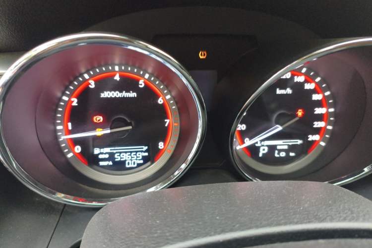 Used Bestune B70 2016 2.0L Automatic Luxury Model Instrument Cluster