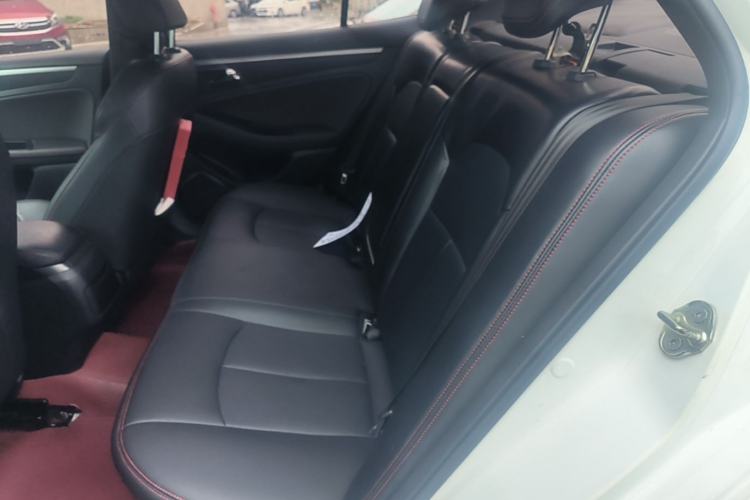 Used Bestune B70 2016 1.8T Automatic Sport Prestige Edition Left Rear Seat