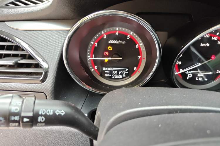 Used Bestune B70 2016 2.0L Automatic Luxury Model Odometer Close Up