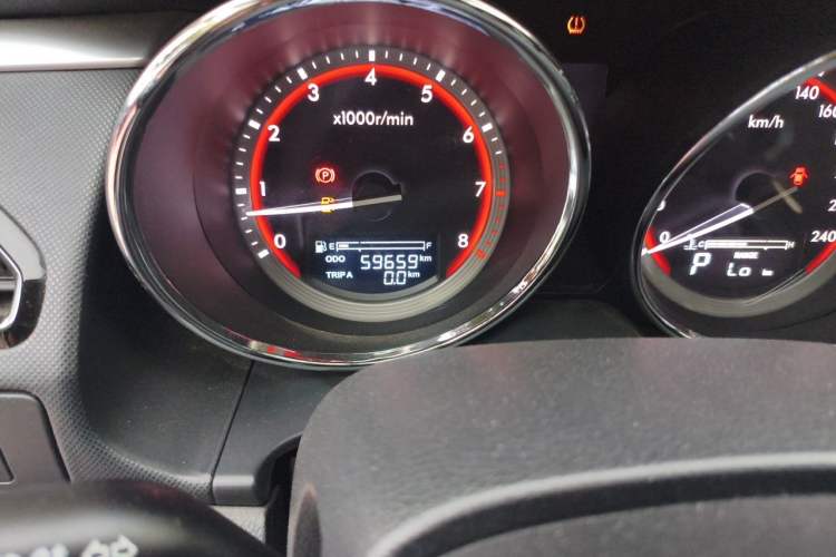 Used Bestune B70 2016 2.0L Automatic Luxury Model Odometer Close Up