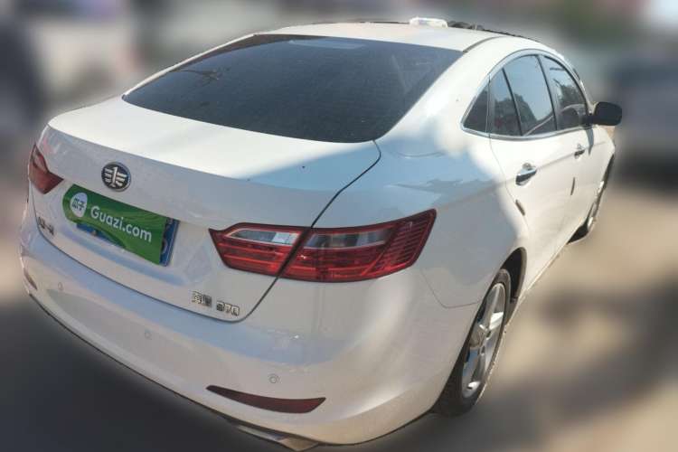 Used Bestune B70 2016 2.0L automatic Comfort trim level Rear Right 45 Deg