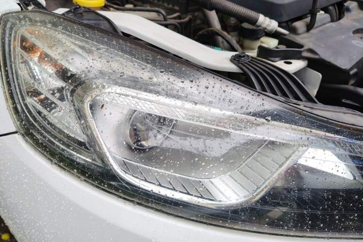 Used Bestune B70 2016 2.0L manual luxury edition Right Front Headlight