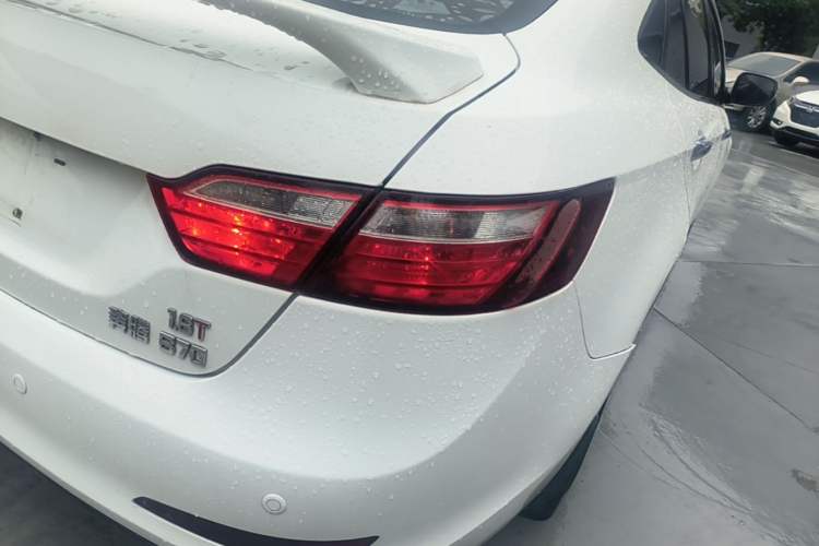 Used Bestune B70 2016 1.8T Automatic Sport Prestige Edition Right Rear Taillight