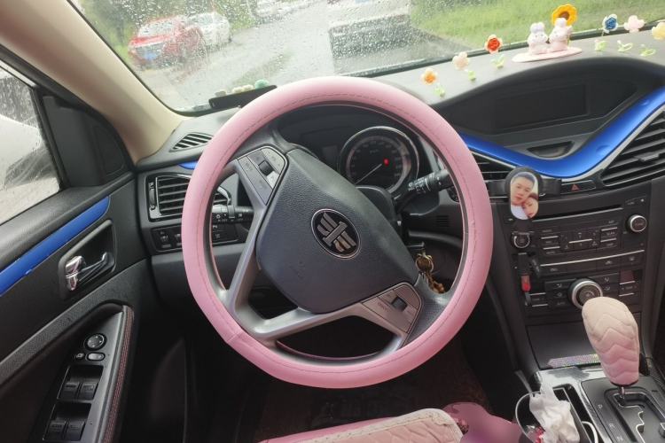 Used Bestune B70 2016 2.0L automatic Comfort trim level Steering Wheel
