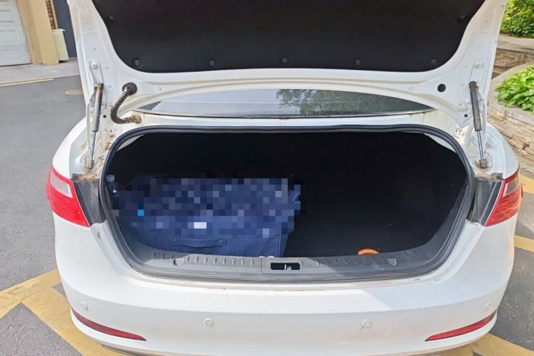 Used Bestune B70 2016 2.0L Automatic Premium Edition Trunk