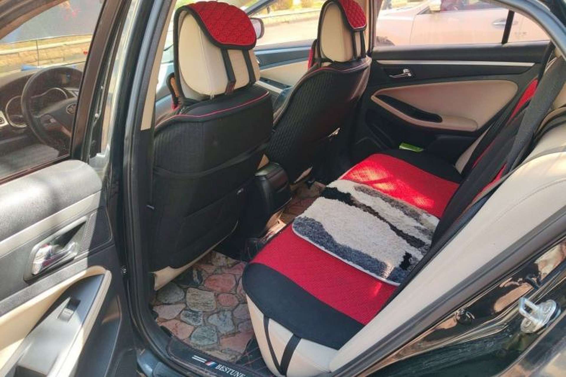 Used Bestune B70 2018 2.0L Automatic Connected Smart Edition Left Rear Seat