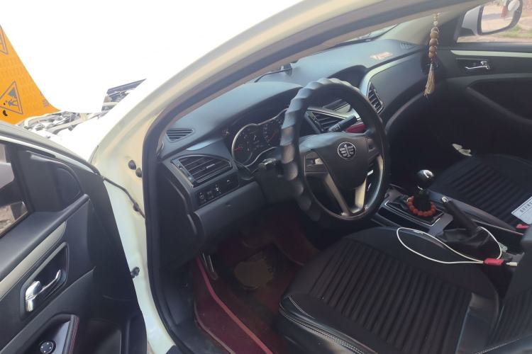 Used Bestune B70 2018 2.0L Manual Connected Smart Edition Driver Seat