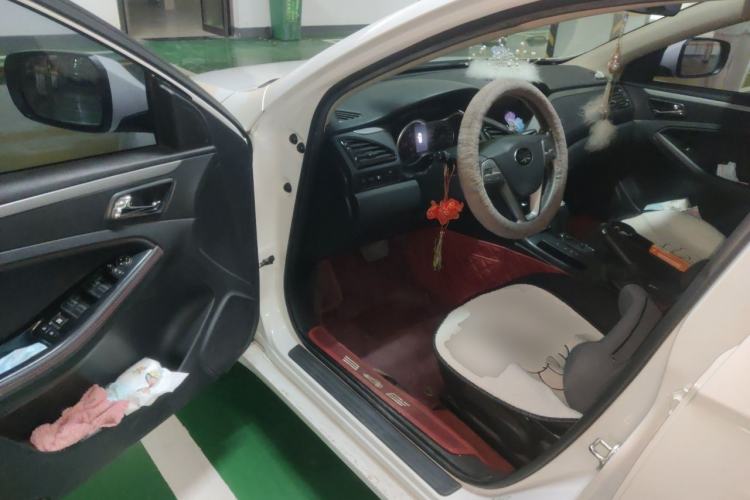 Used Bestune B70 2018 2.0L Automatic Connected Smart Edition Driver Seat
