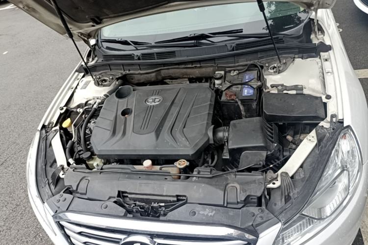 Used Bestune B70 2018 2.0L Automatic Connected Smart Edition Engine Bay