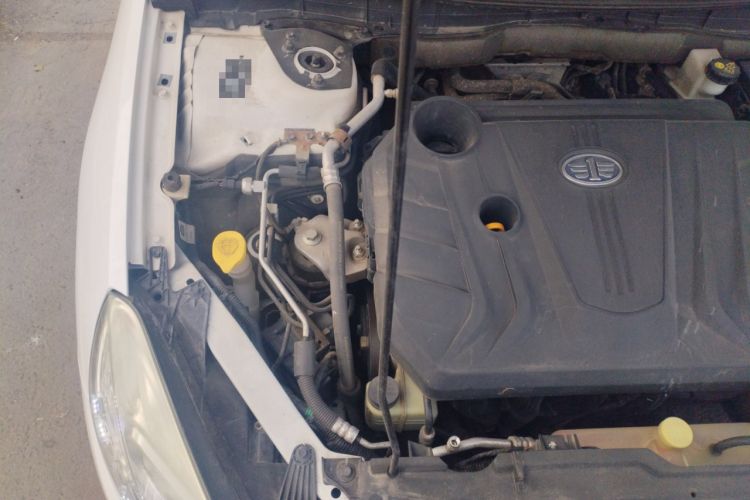 Used Bestune B70 2018 2.0L Automatic Connected Smart Edition Engine Bay Right