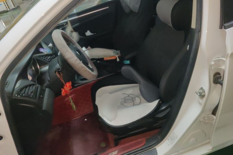 Used Bestune B70 2018 2.0L Automatic Connected Smart Edition Left Front Seat
