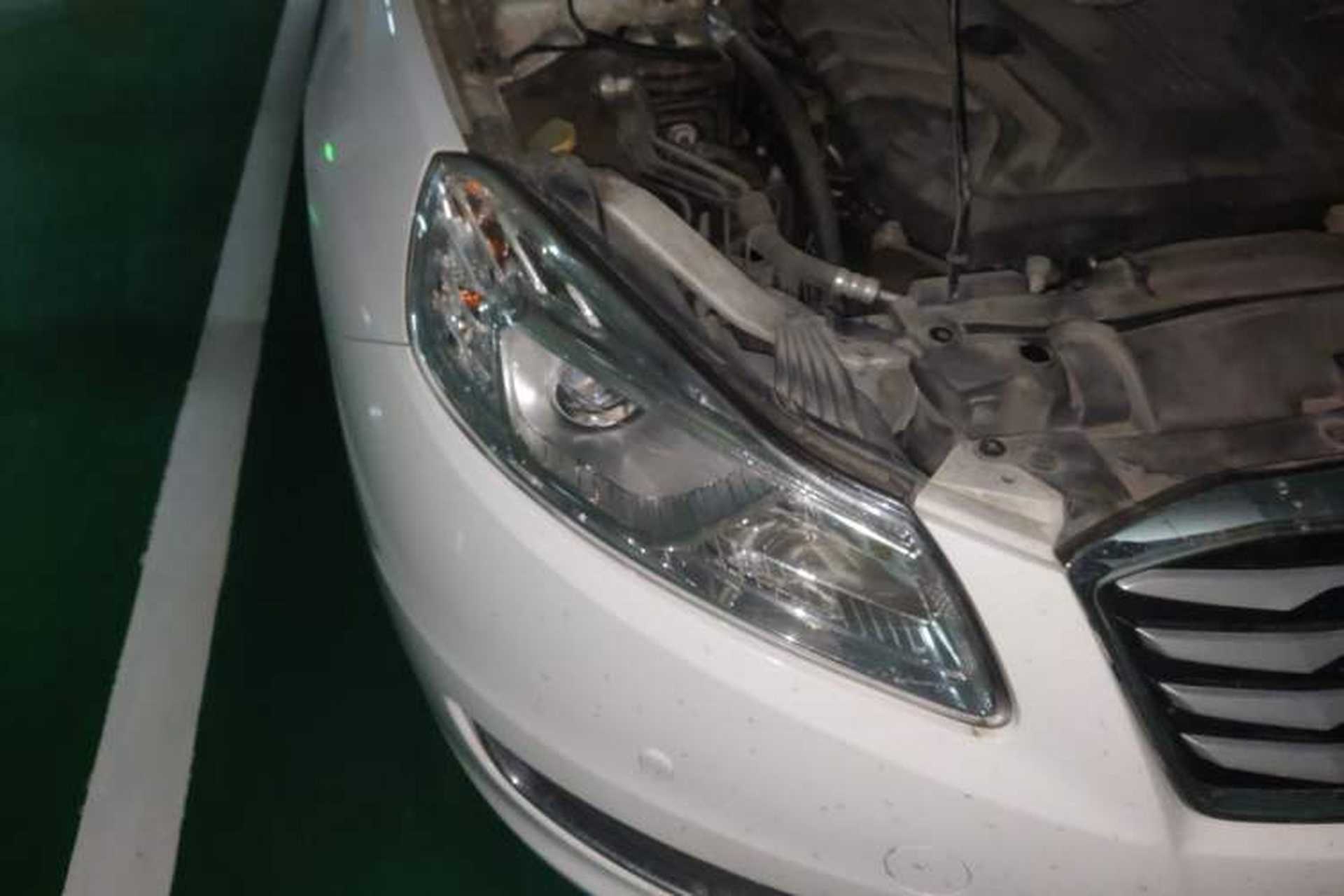 Used Bestune B70 2018 2.0L Automatic Connected Smart Edition Right Front Headlight