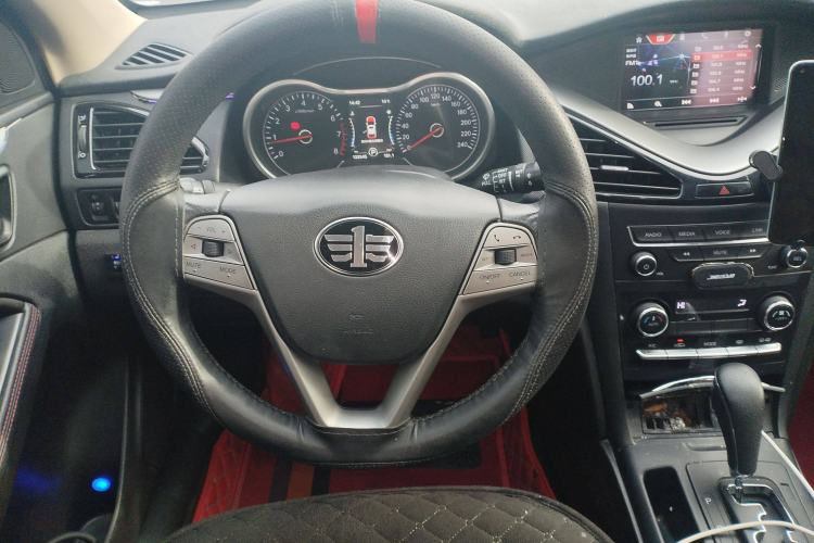 Used Bestune B70 2018 2.0L Automatic Connected Smart Edition Steering Wheel