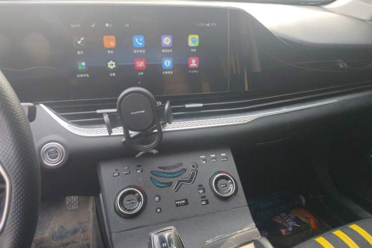 Used Bestune B70 2021 1.5T Automatic Premium Edition Audio And AC Panel