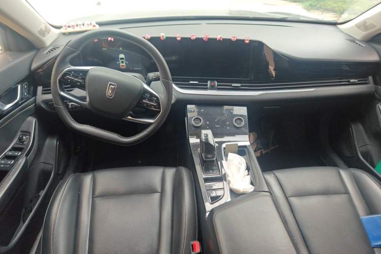 Used Bestune B70 2021 1.5T Automatic 15th Anniversary Edition Center Console