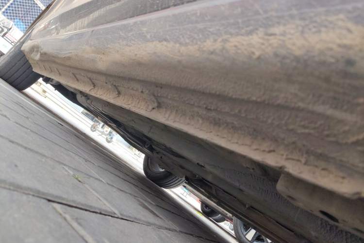 Used Bestune B70 2021 1.5T Automatic 15th Anniversary Edition Chassis Front Right