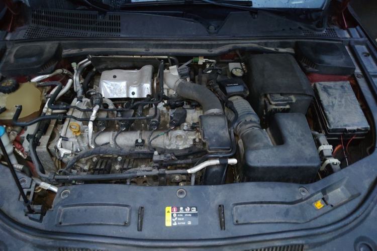 Used Bestune B70 2021 2.0T Automatic Enjoyment Version Engine Bay