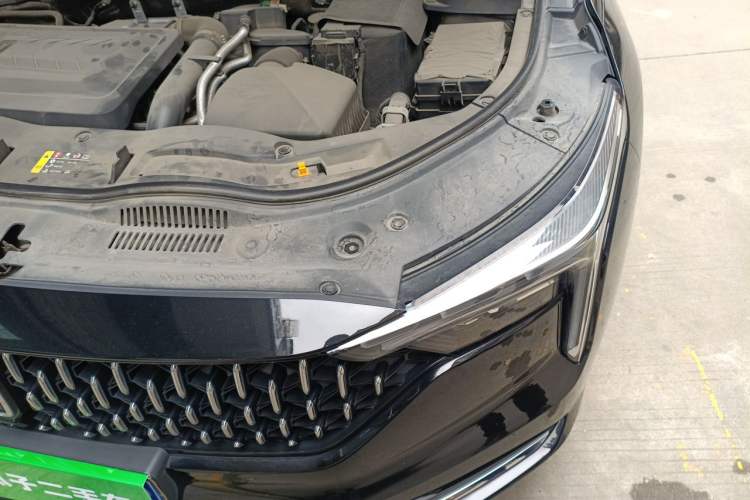 Used Bestune B70 2021 1.5T Automatic 15th Anniversary Edition Engine Bay Left