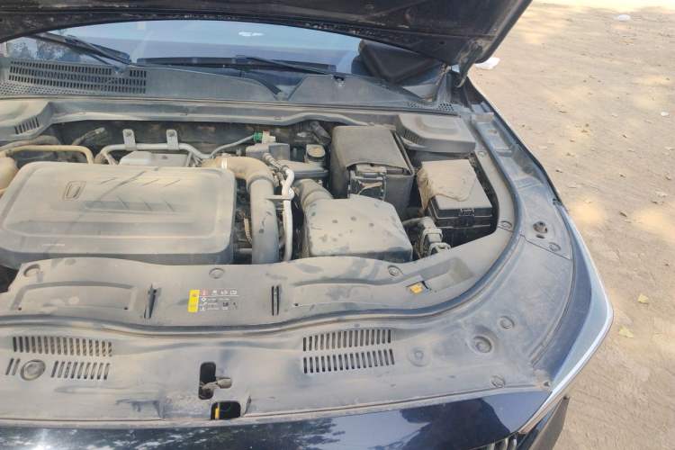 Used Bestune B70 2021 1.5T Automatic Premium Edition Engine Bay Left