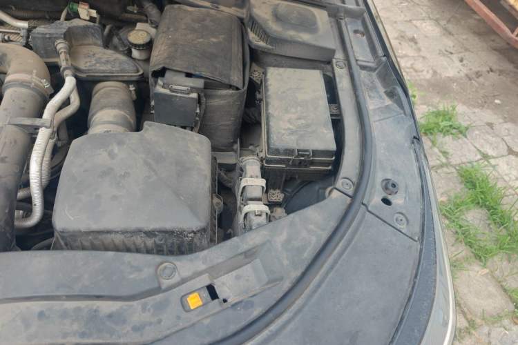 Used Bestune B70 2021 1.5T Automatic 15th Anniversary Edition Engine Bay Left