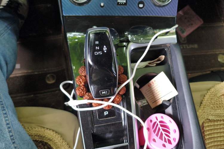 Used Bestune B70 2021 1.5T Automatic Premium Edition Gear Lever