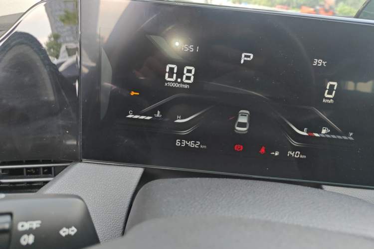 Used Bestune B70 2021 1.5T Automatic Enjoyment Model Odometer Close Up