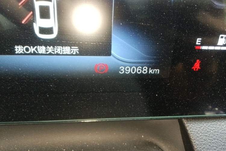 Used Bestune B70 2021 1.5T Automatic 15th Anniversary Edition Odometer Close Up
