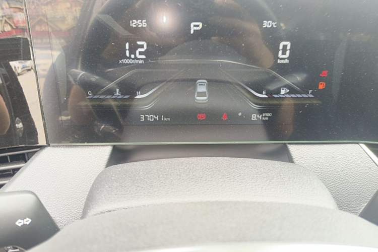Used Bestune B70 2021 1.5T Automatic Enjoyment Model Odometer Close Up