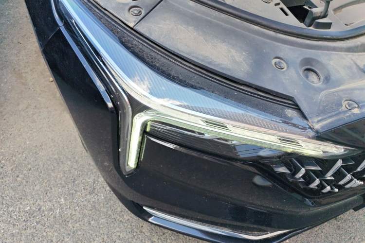 Used Bestune B70 2021 1.5T Automatic Enjoyment Model Right Front Headlight