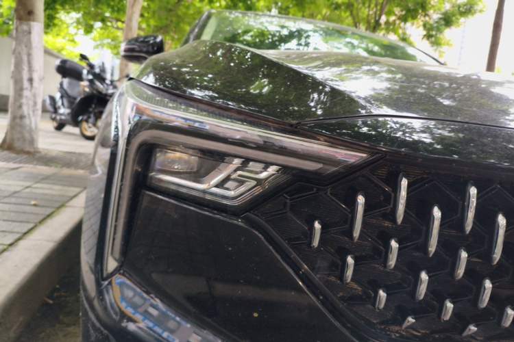 Used Bestune B70 2021 1.5T Automatic Premium Edition Right Front Headlight