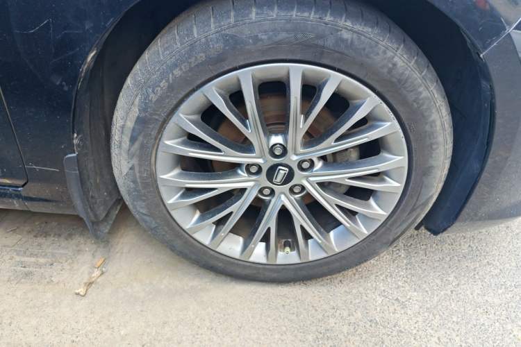 Used Bestune B70 2021 1.5T Automatic Enjoyment Model Right Front Wheel Hub