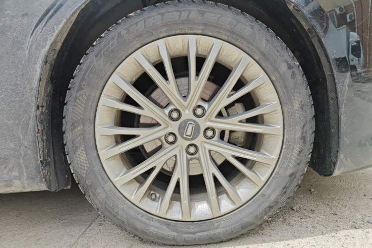 Used Bestune B70 2021 1.5T Automatic Smart Enjoyment Edition Right Front Wheel Hub
