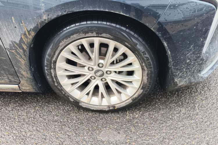 Used Bestune B70 2021 1.5T Automatic Enjoyment Model Right Front Wheel Hub