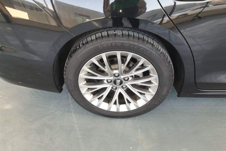 Used Bestune B70 2021 1.5T Automatic 15th Anniversary Edition Right Rear Wheel Hub