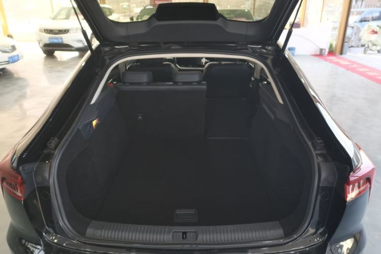 Used Bestune B70 2021 1.5T Automatic 15th Anniversary Edition Trunk