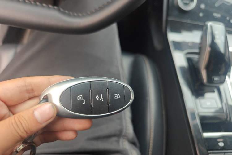 Used Bestune B70 2021 1.5T Automatic 15th Anniversary Edition Vehicle Key