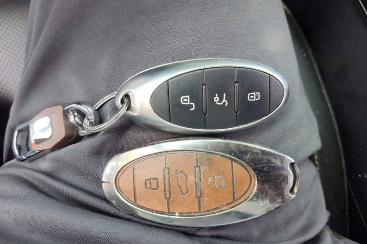 Used Bestune B70 2021 1.5T Automatic 15th Anniversary Edition Vehicle Key