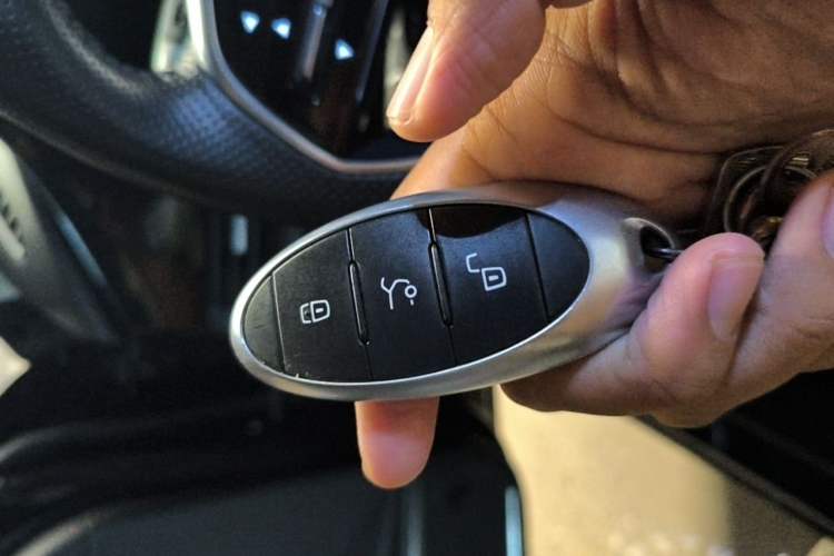 Used Bestune B70 2021 1.5T Automatic 15th Anniversary Edition Vehicle Key