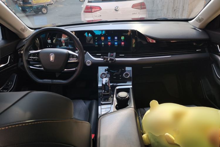 Used Bestune B70 2021 1.5T Automatic 15th Anniversary Edition Center Console